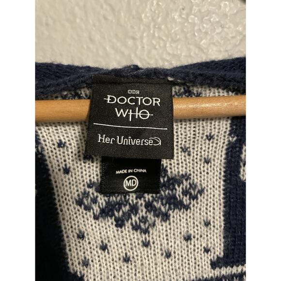 Doctor Who Her Universe Women Hooded Cardigan Medium Tardis Fair Isle Print FLAW - Picture 5 of 9